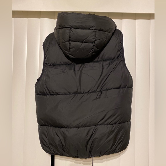 Mens Puffer Vest - Picture 3 of 4
